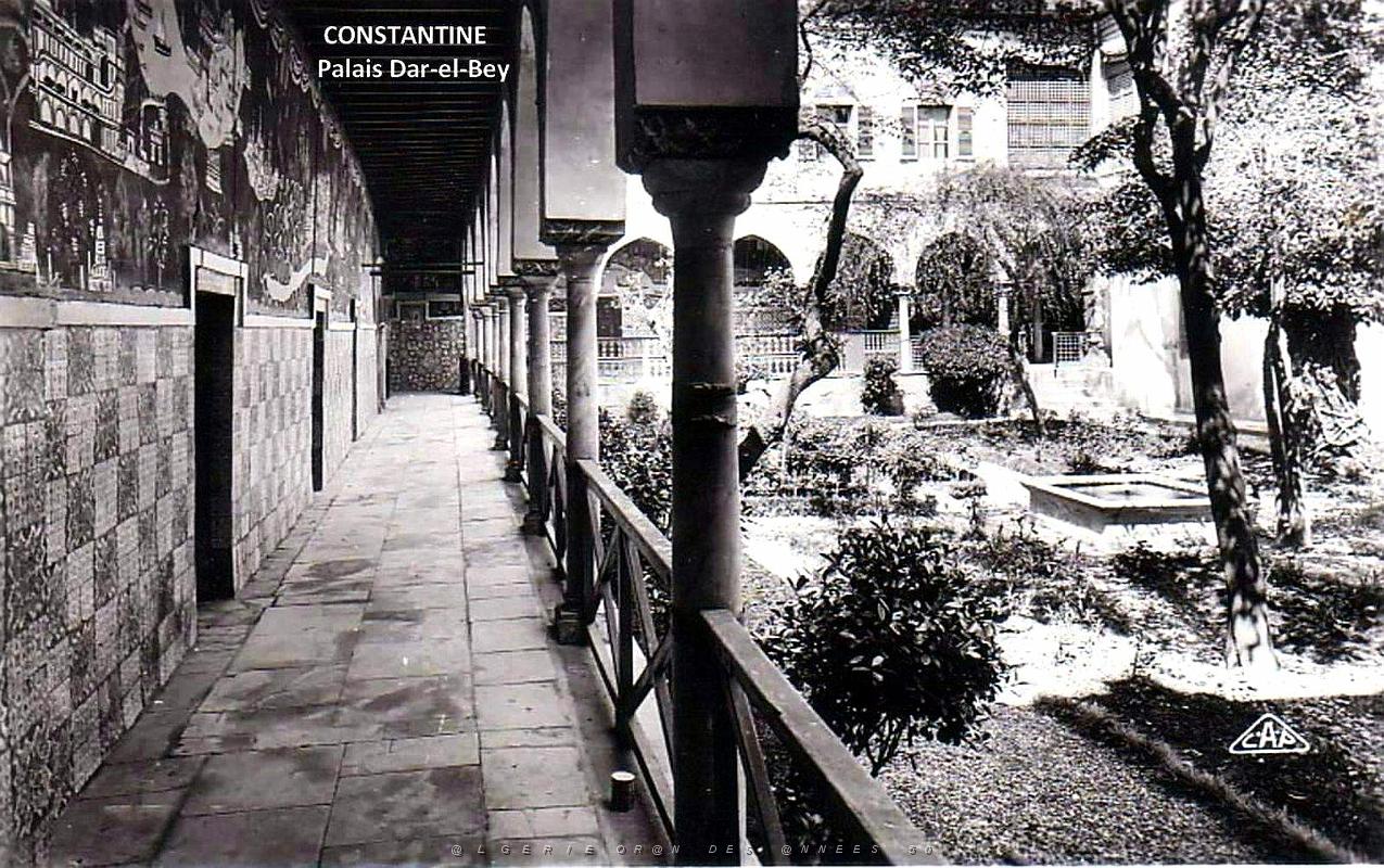 Constantine - Palais Dar-el-Bey.jpg